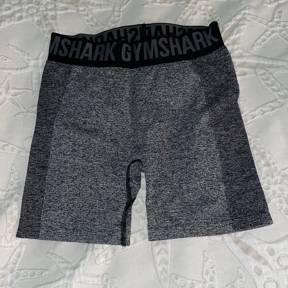 Gymshark Flex Shorts in Black Marl